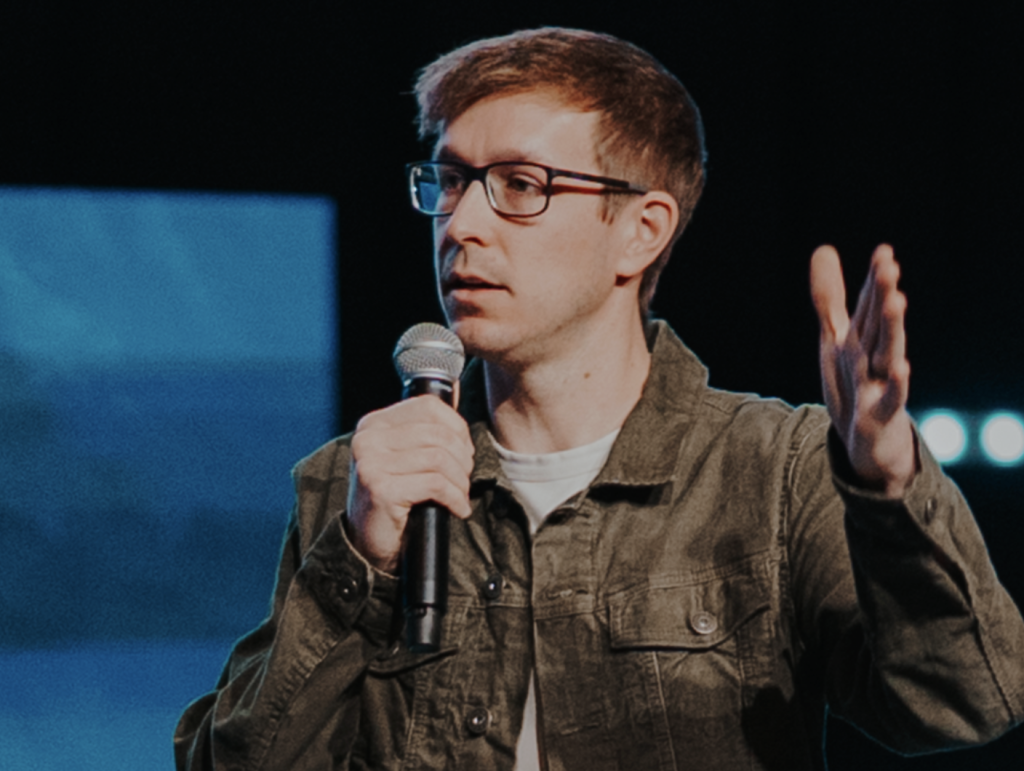 Holy Looking, Hollow Living